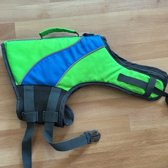 Dog Life Vest - Picture 3 of 7